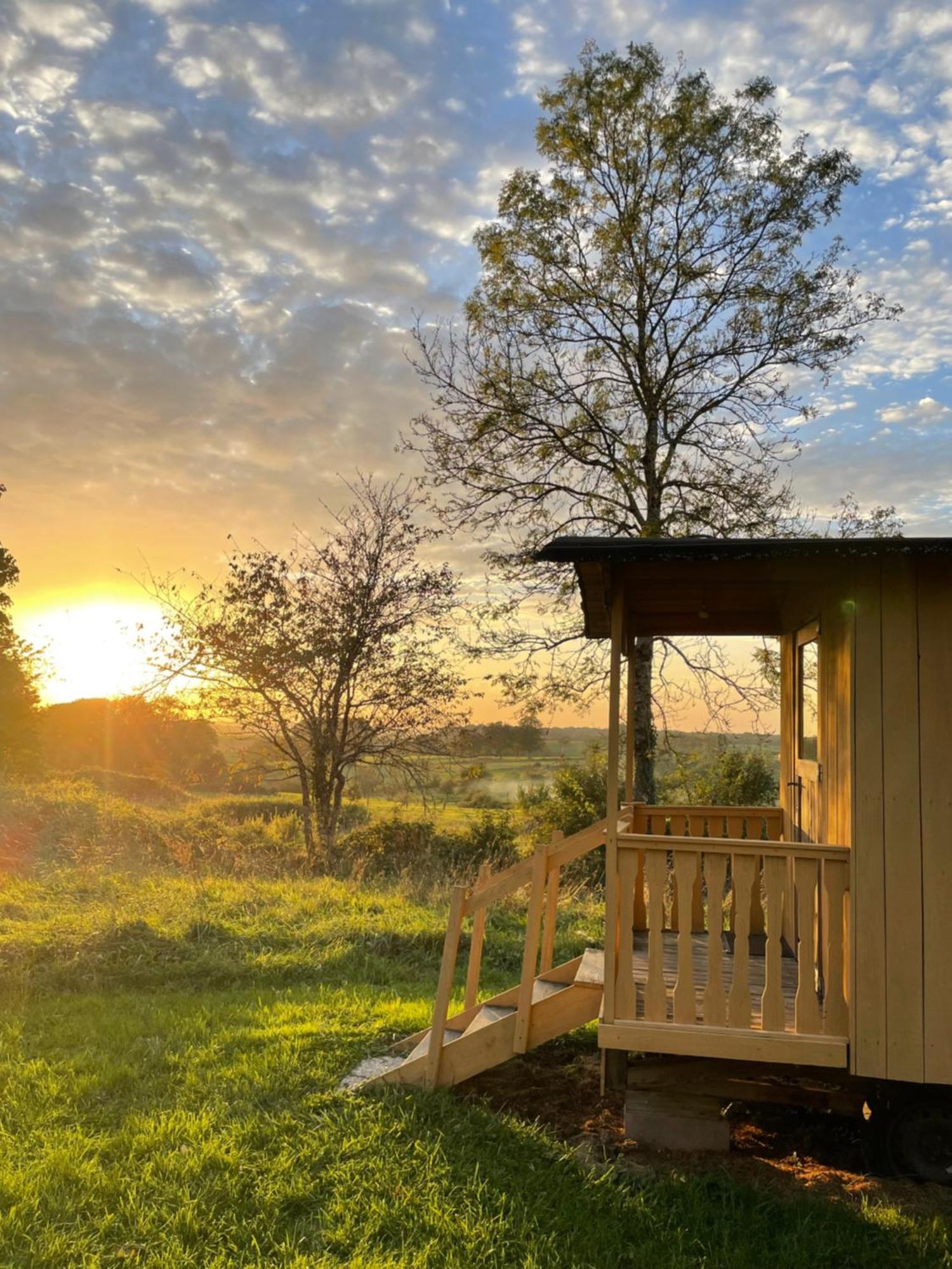 Chambre D'Hotes De Paille Et D'Argile Touligny Buitenkant foto